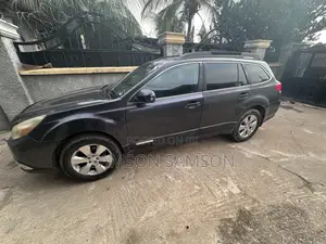 Subaru Outback 2011