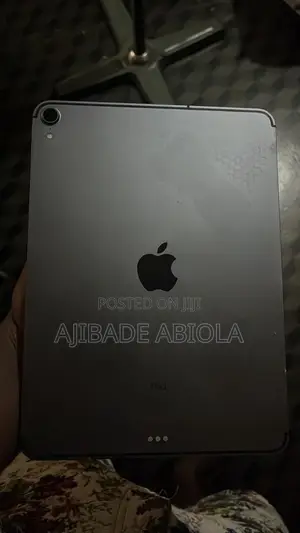 Apple iPad Pro 11 (2018) 64 GB Black