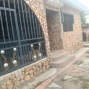 Furnished 3bdrm Apartment in Balofem Properties $, Abeokuta South