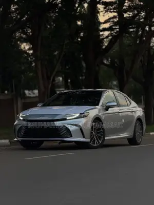 New Toyota Camry 2025 Silver