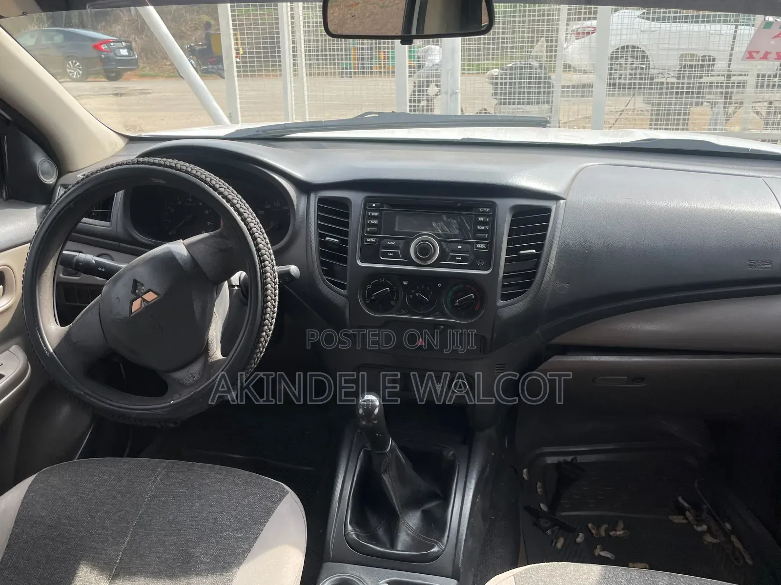 Mitsubishi L200 2015 White
