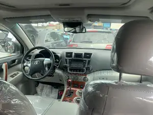 Toyota Highlander Limited 3.5l 4WD 2013 Brown