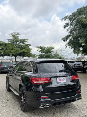 Mercedes-Benz GLC-Class 2016 Black