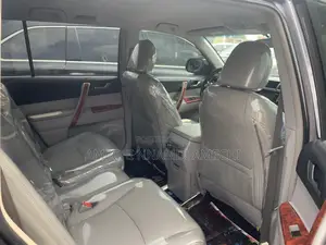 Toyota Highlander Limited 3.5l 4WD 2013 Gray