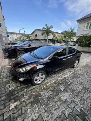 Hyundai Elantra 2012 Black