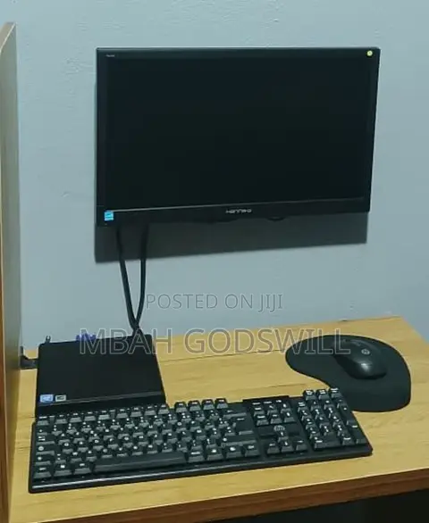 Desktop Computer HP ProDesk 400 G4 4GB Intel Celeron HDD 512GB