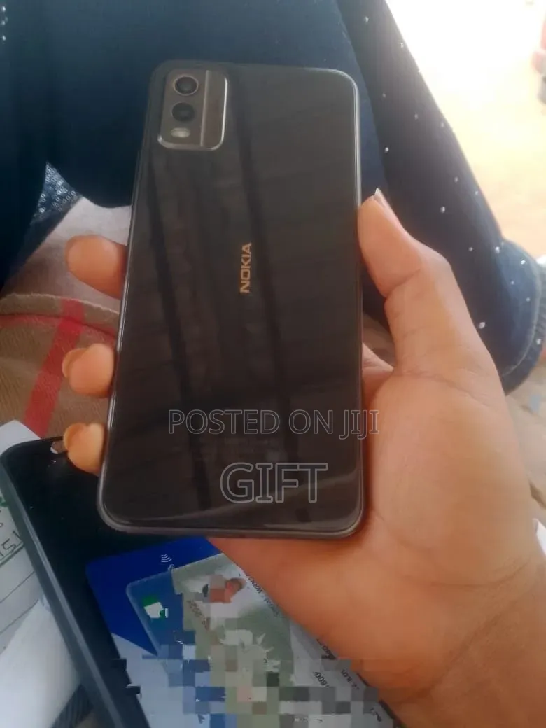 Nokia C32 64 GB Black