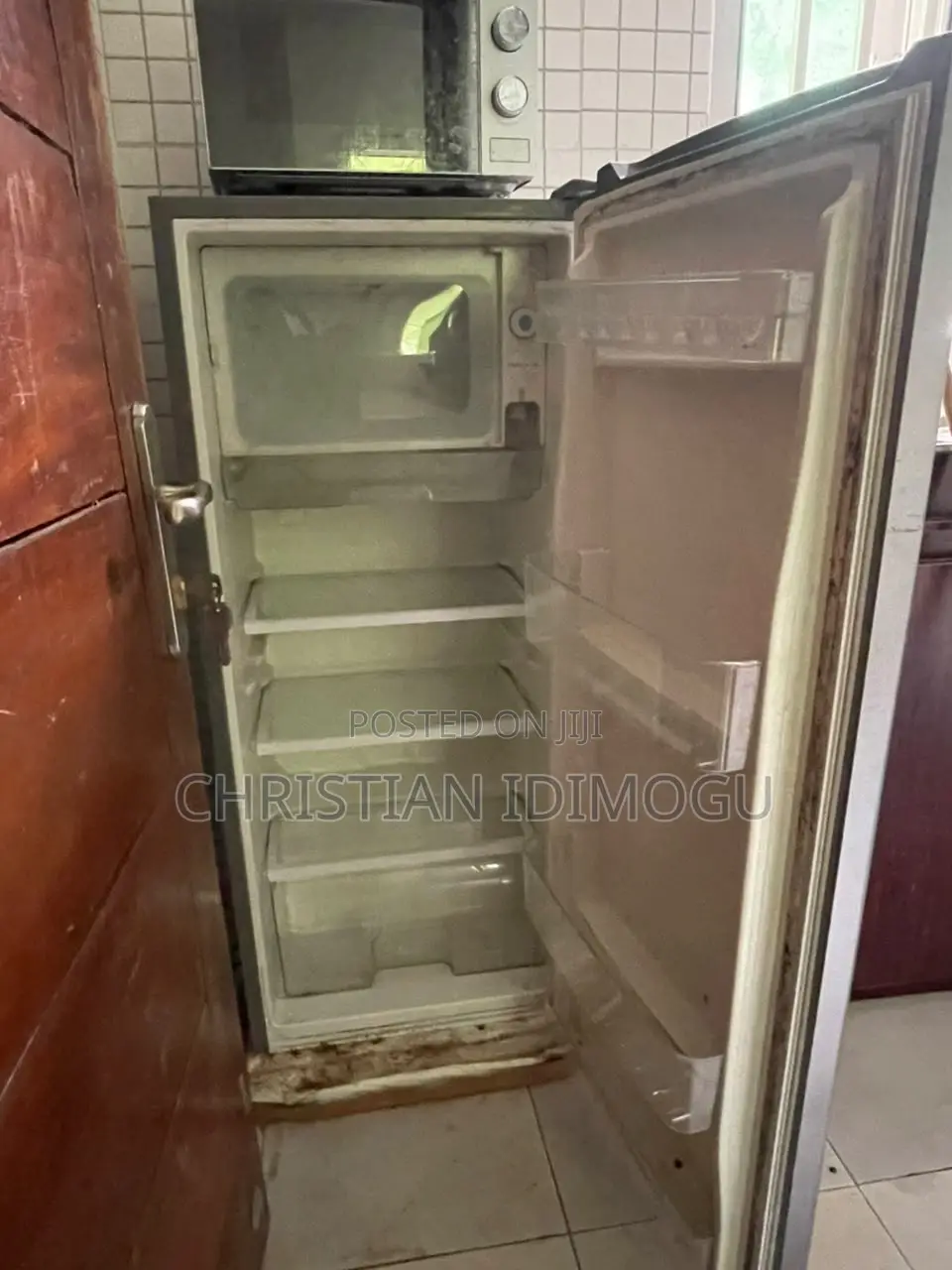 Refrigerator