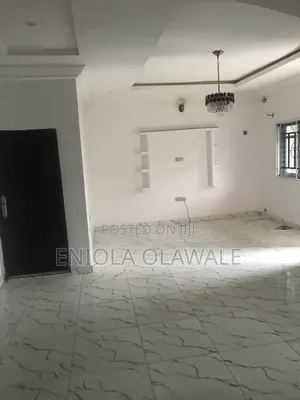 3bdrm Duplex in Unity Estate, Lagos Island / Lagos Island for rent