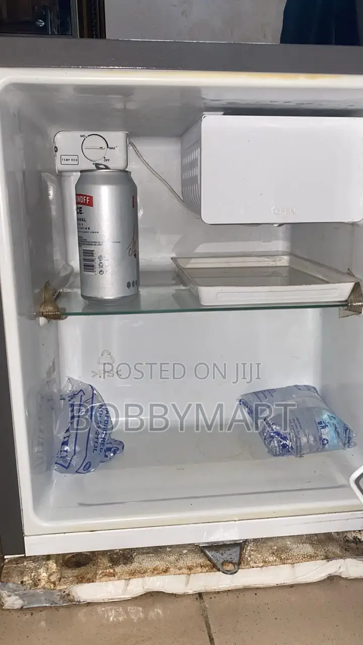 Hisense Bedside Fridge