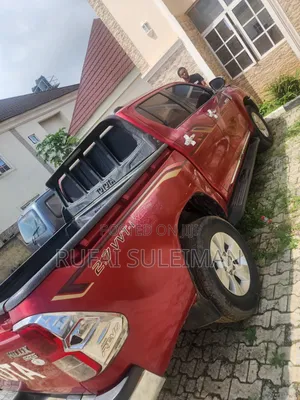 Toyota HiAce 2020 Red