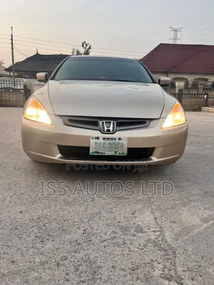 Honda Accord 2006 Gold