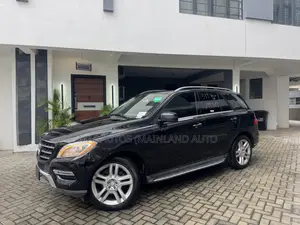 Mercedes-Benz M Class ML350 4MATIC 4dr SUV AWD (3.5L 6cyl 7A) 2014