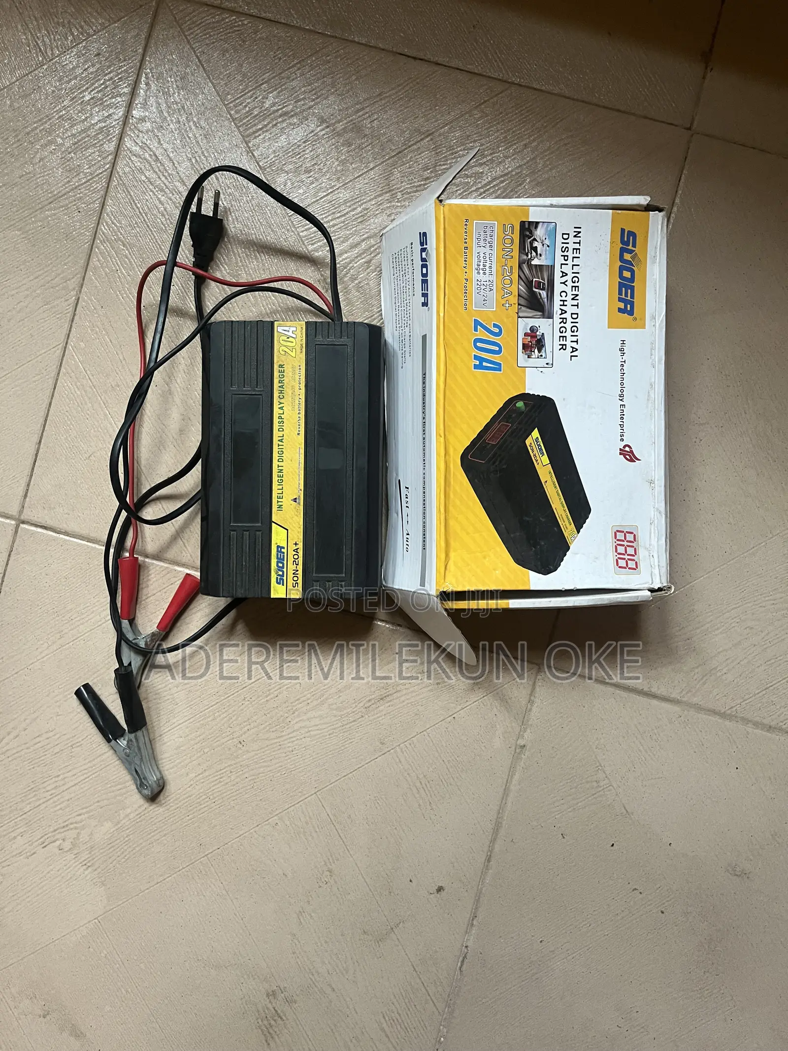 20a Suder Digital Battery Charger