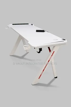 Gaming Table / Standard Gaming Table