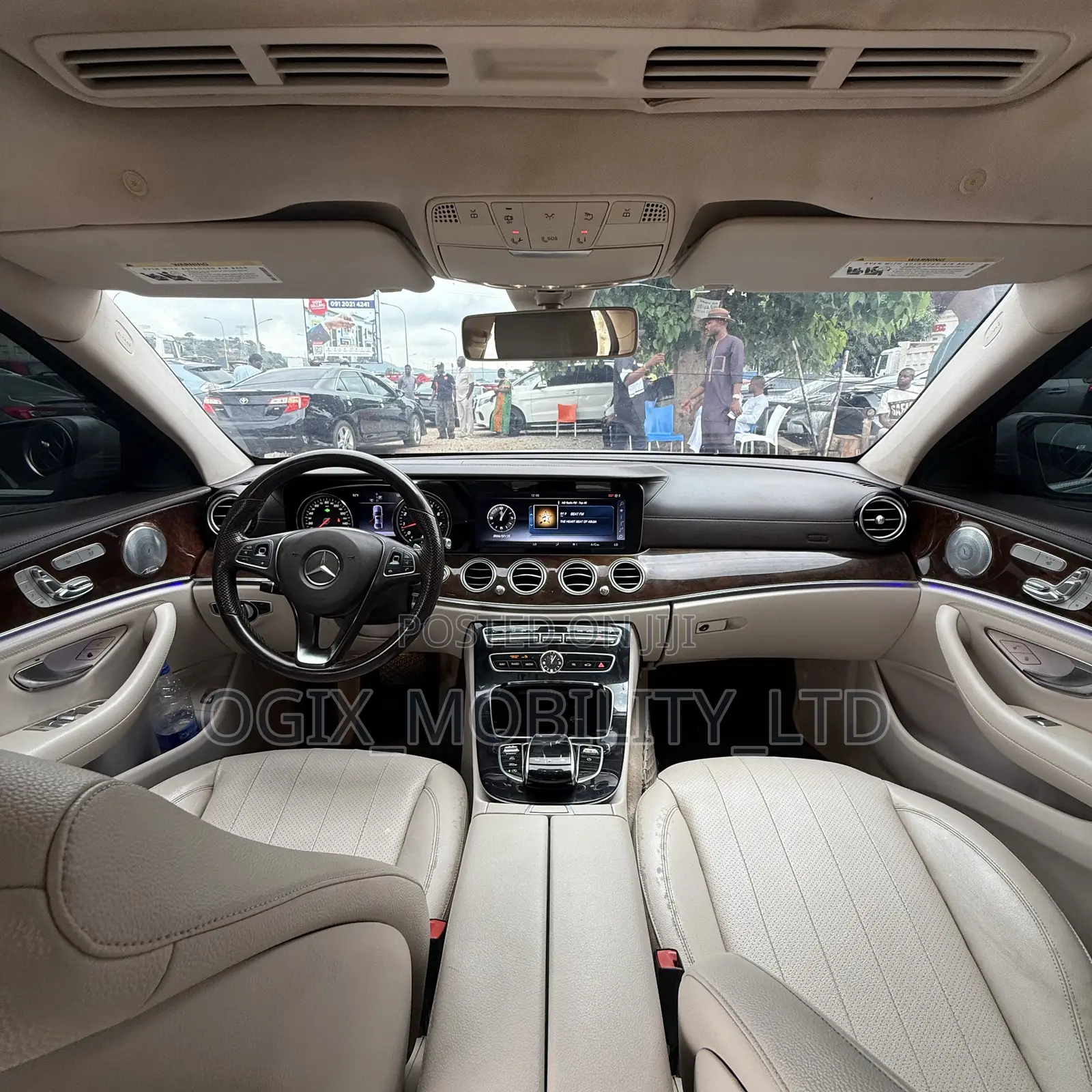 Mercedes-Benz E300 2016 Silver