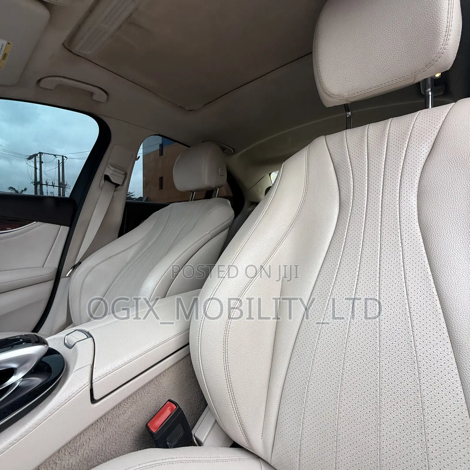 Mercedes-Benz E300 2016 Silver