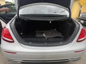 Mercedes-Benz E300 2019 Silver
