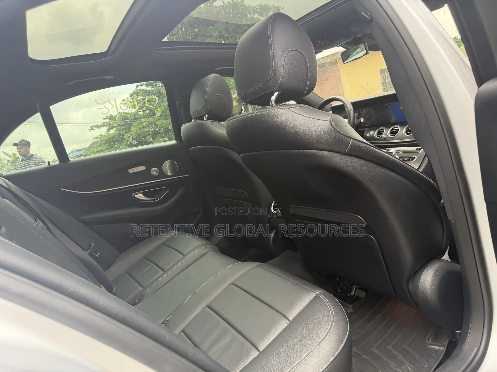 Mercedes-Benz E300 2019 Silver