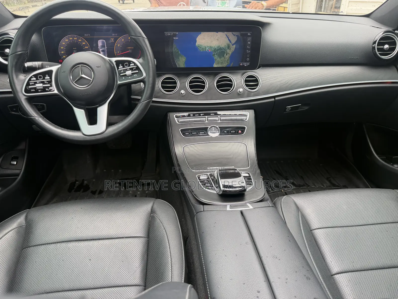 Mercedes-Benz E300 2019 Silver