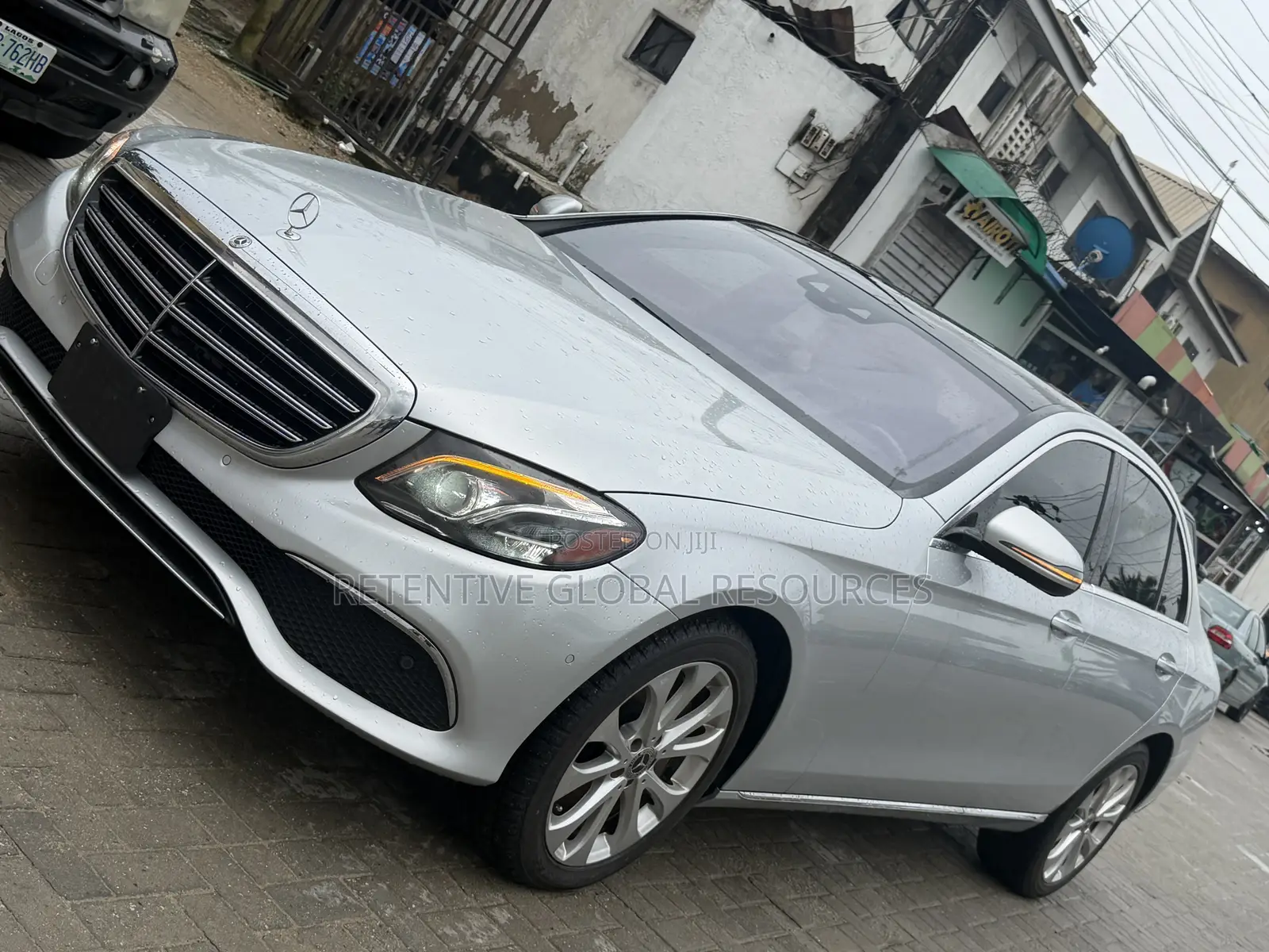 Mercedes-Benz E300 2019 Silver