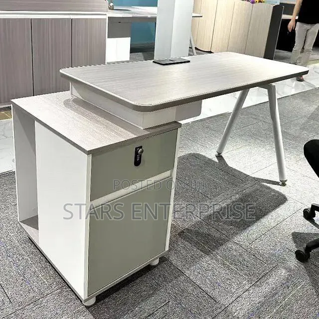 Office Table / Modern Office Desk