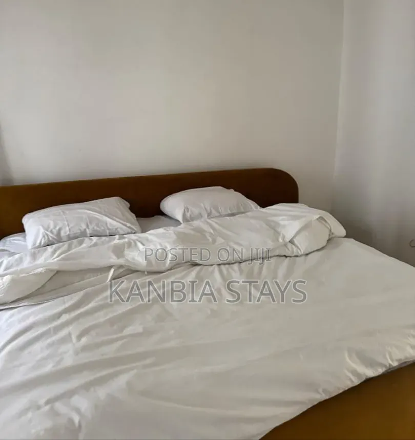 Rooms in a Shared Flat for Shortlet