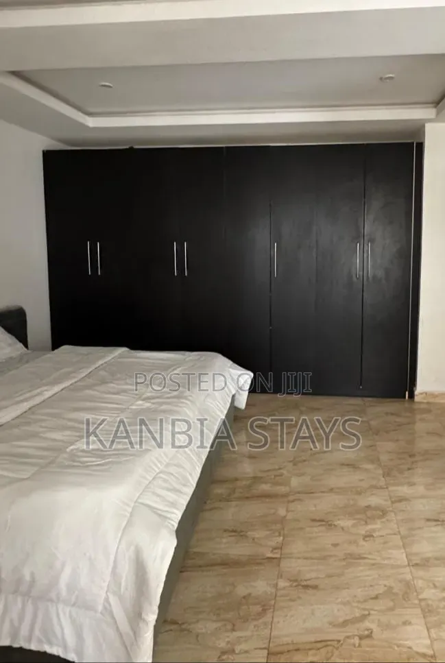 Rooms in a Shared Flat for Shortlet