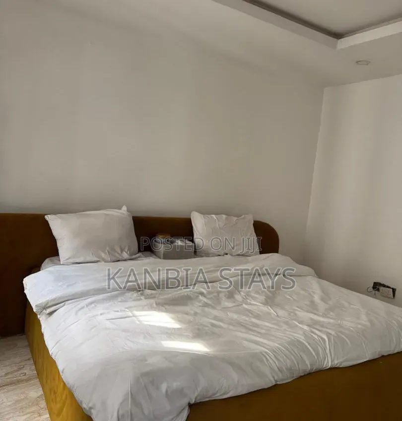 Rooms in a Shared Flat for Shortlet