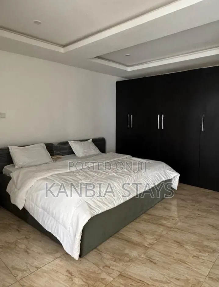 Rooms in a Shared Flat for Shortlet