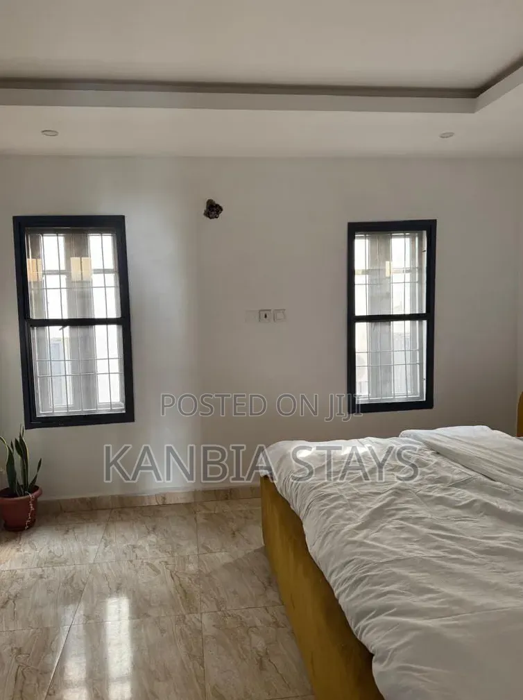 Rooms in a Shared Flat for Shortlet