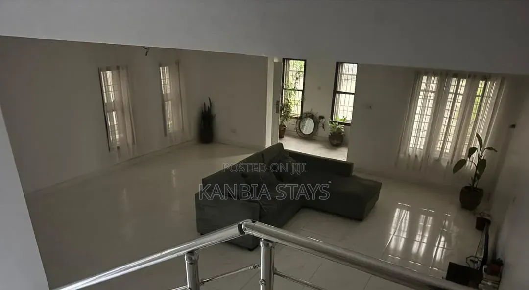Rooms in a Shared Flat for Shortlet
