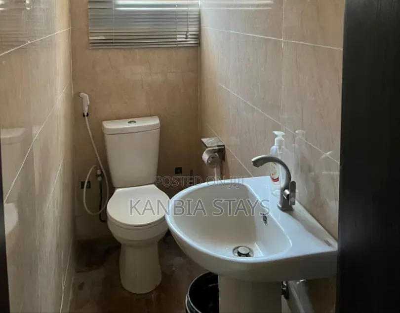 Rooms in a Shared Flat for Shortlet