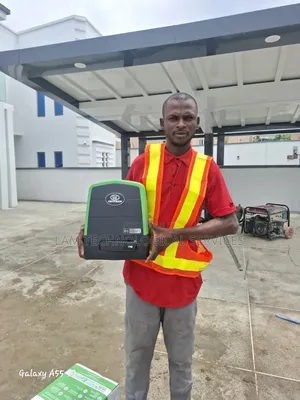 Fast Automatic Opening
Reliable Remote 
Professional Installation