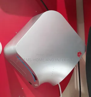 Wall-Mounted Water Purifier