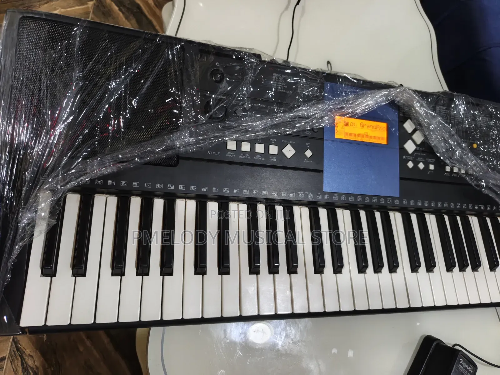 Yamaha PSR E333