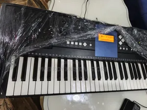 Yamaha PSR E333