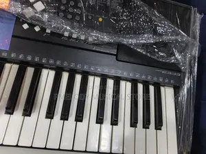 Yamaha PSR E333