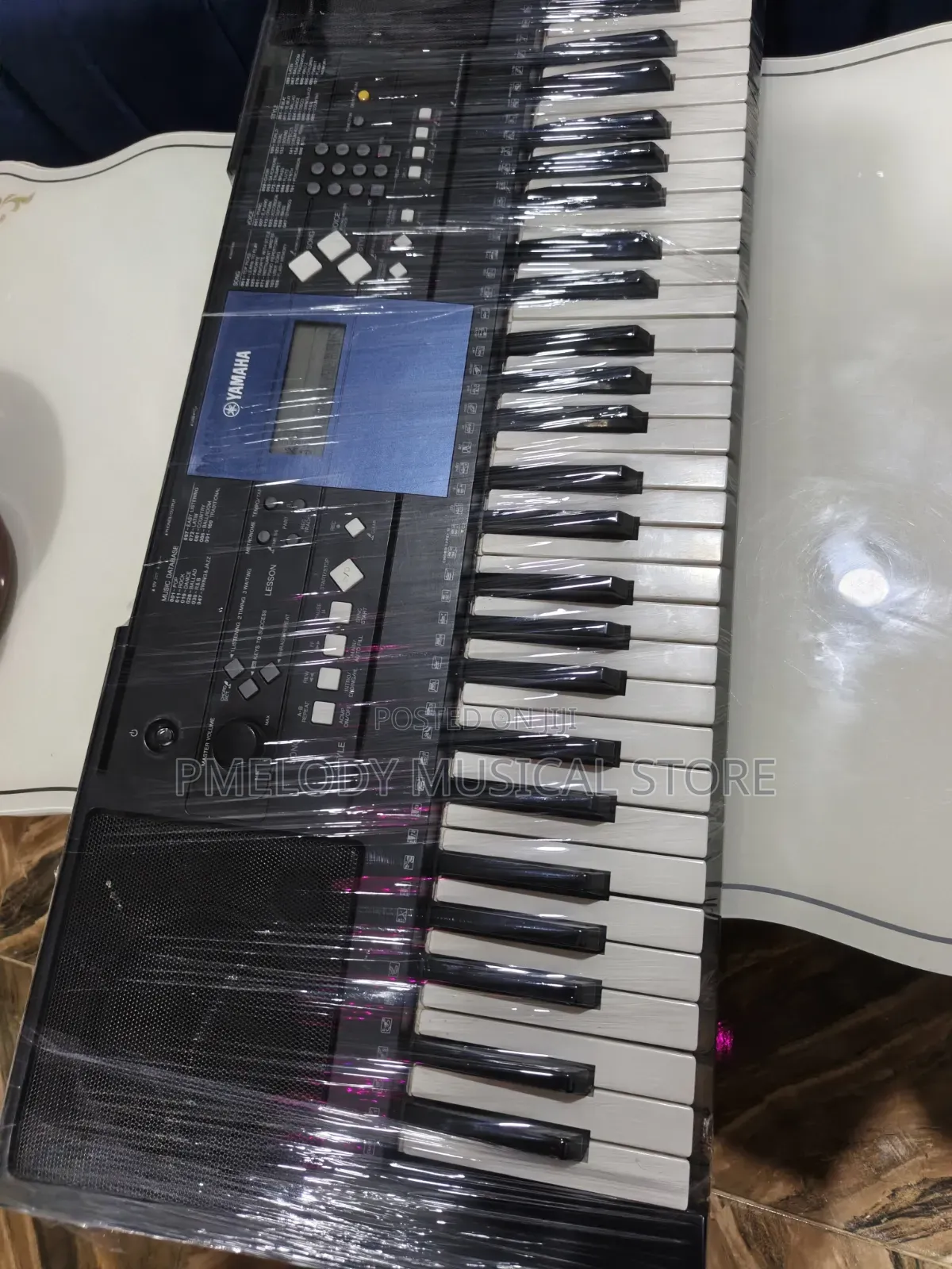 Yamaha PSR E333