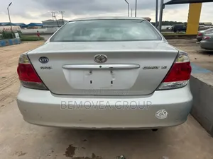 Toyota Camry 2005 Silver