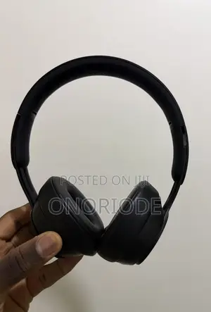 Beat Solo Pro (Lightly Used)