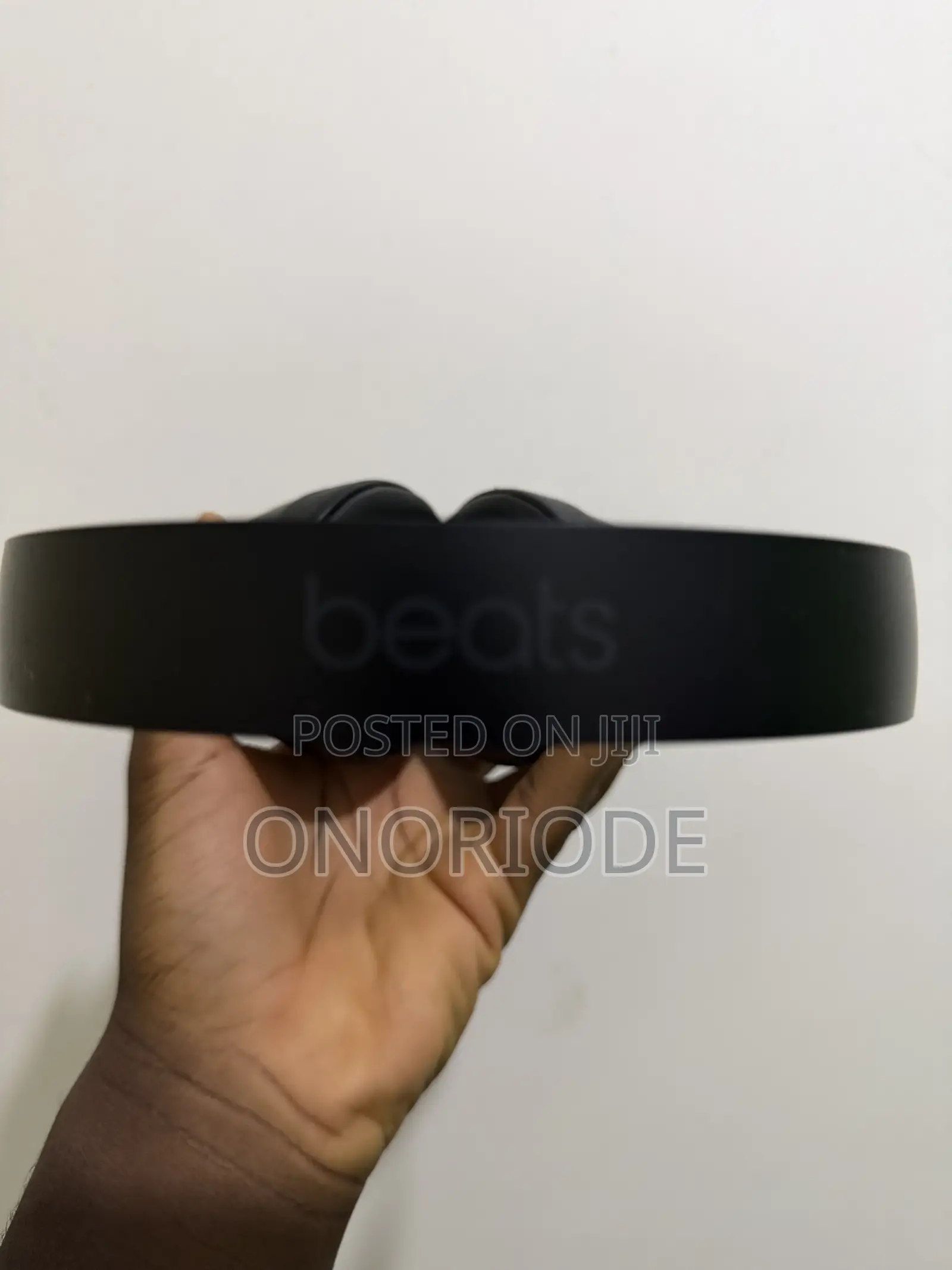 Beat Solo Pro (Lightly Used)