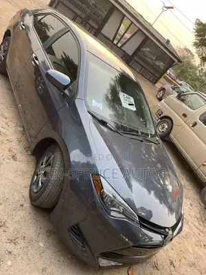 Toyota Corolla LE Eco (1.8L 4cyl 2A) 2019 Gray