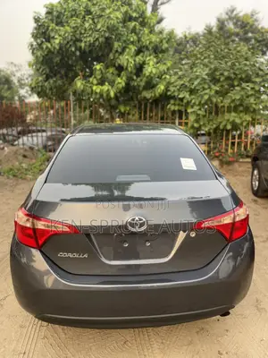 Toyota Corolla LE Eco (1.8L 4cyl 2A) 2019 Gray