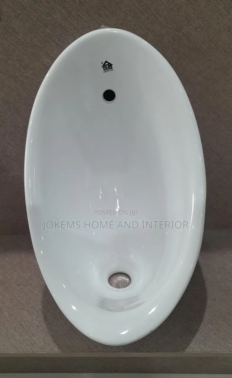 Modern Ceramic Wall-Hung Urinal