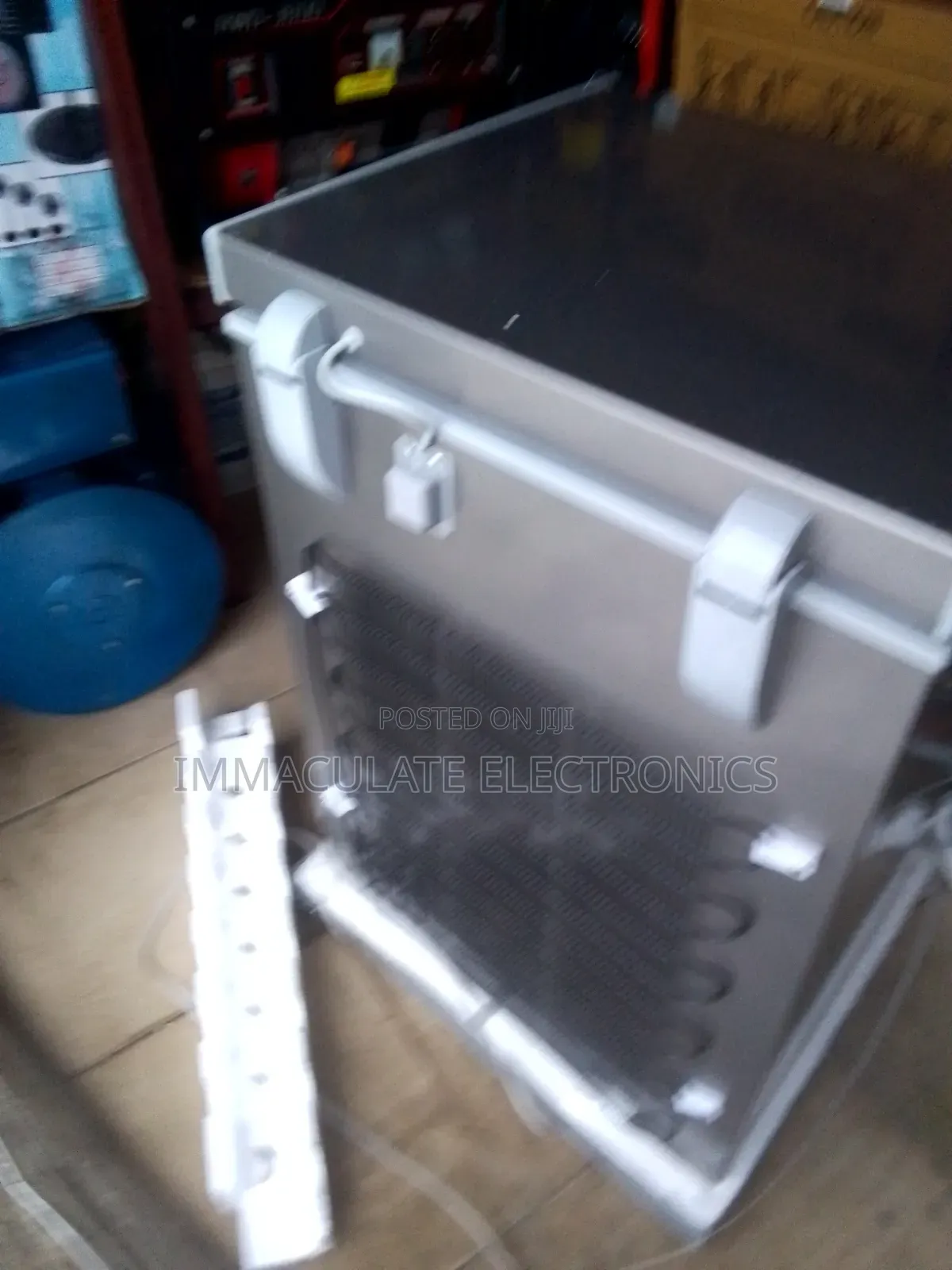 Inverter Aeon Freezer 100liters
