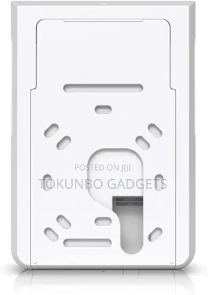 Ubiquiti U7 Pro High Capacity Wall Access Point (U7-Pro-Wall)