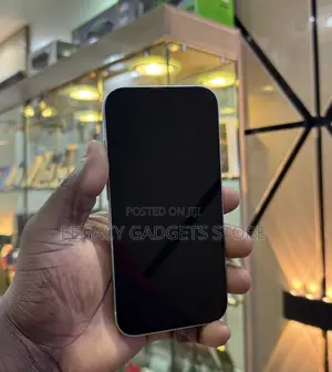 Apple iPhone 15 128 GB Green