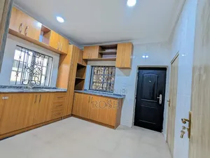 2bdrm Apartment in Main Shelter Afrique, Uyo for rent