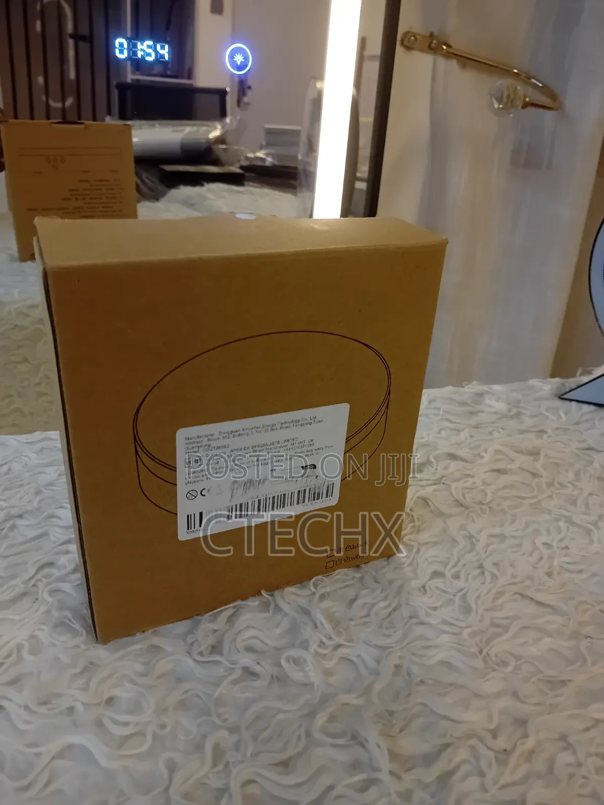 360° Rotating Display Stand, 13.8cm Angle and Direction Turntable